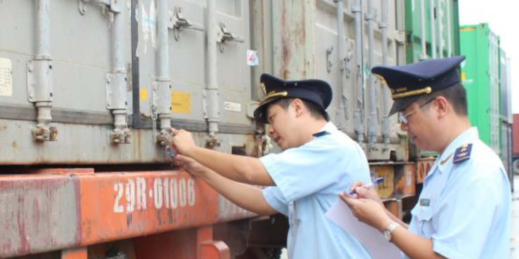 Thủ tục nhập khẩu gỗ ván ép